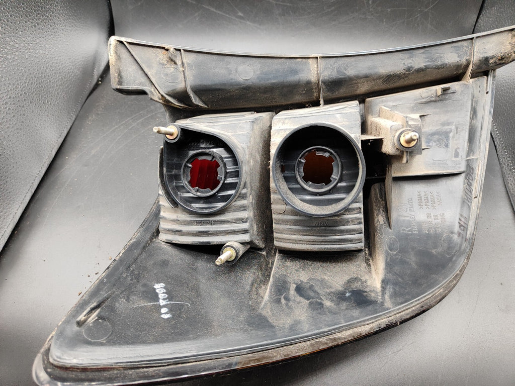 Pontiac Vibe 2004 LHD Rear Right Side Taillight Lamp Light