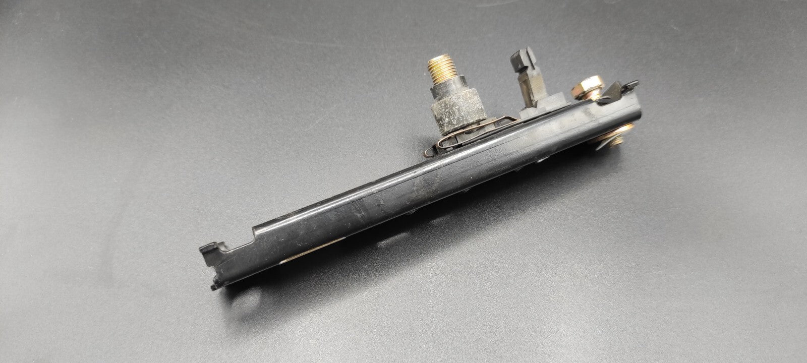 Alfa Romeo 147 2004 Front Right Seatbelt Height Adjustment Regulator Rail