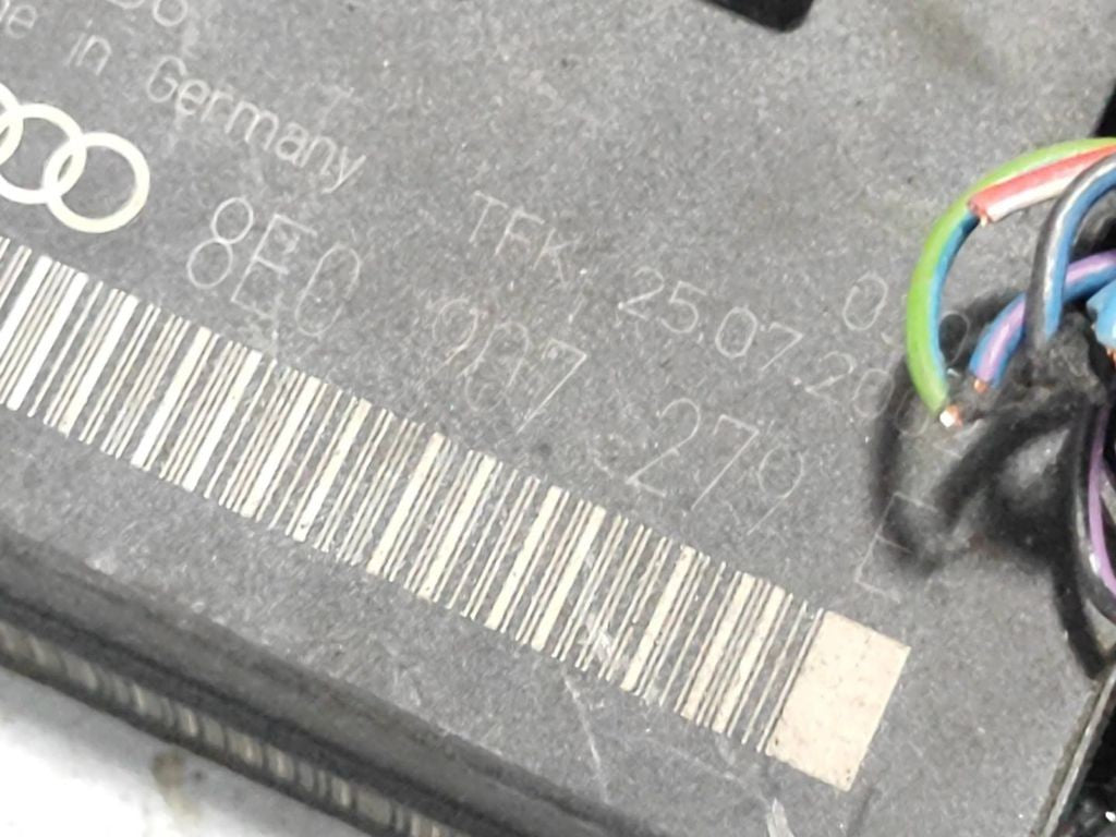 Audi A4 S4 B6 8E 2002 Comfort convenience body module 8E0907279E 