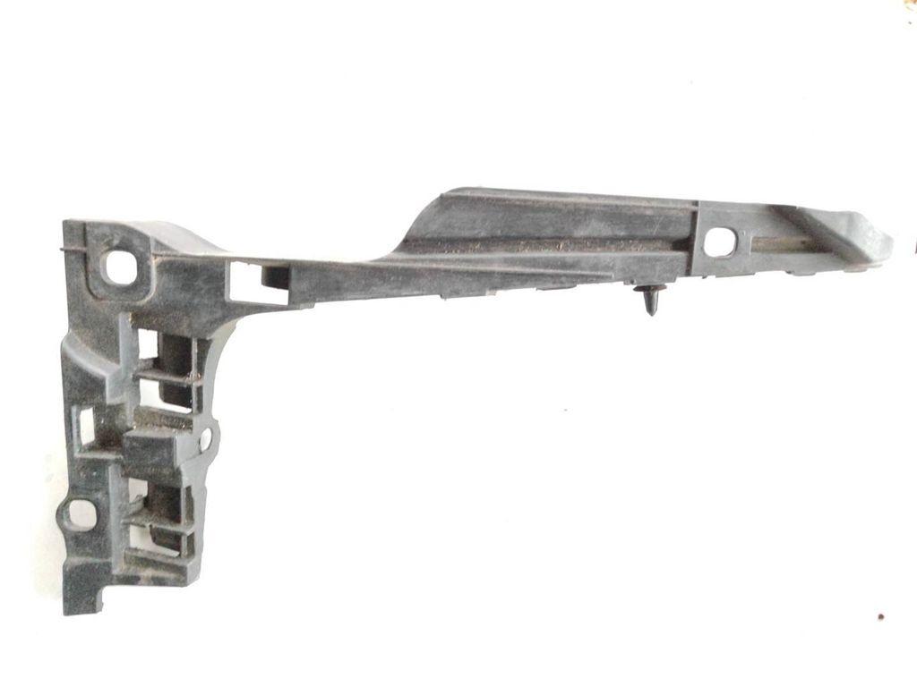 Alfa Romeo 159 2008 rear right side bumper mounting bracket 60688692
