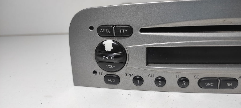 Alfa Romeo 147 1.9JTD 110kW 2004 Interior Radio CD Player Unit 735301823