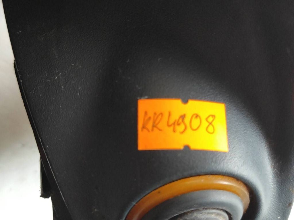 Renault Clio II 1999 cup holder 8200152201 