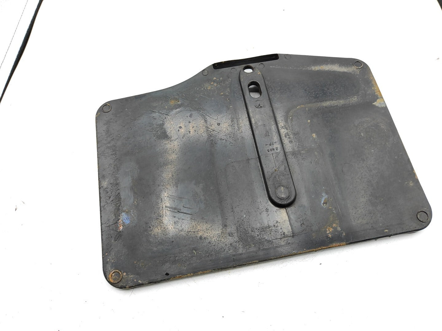 Alfa Romeo 156 2.4JTD SW 2001 Battery mounting pad