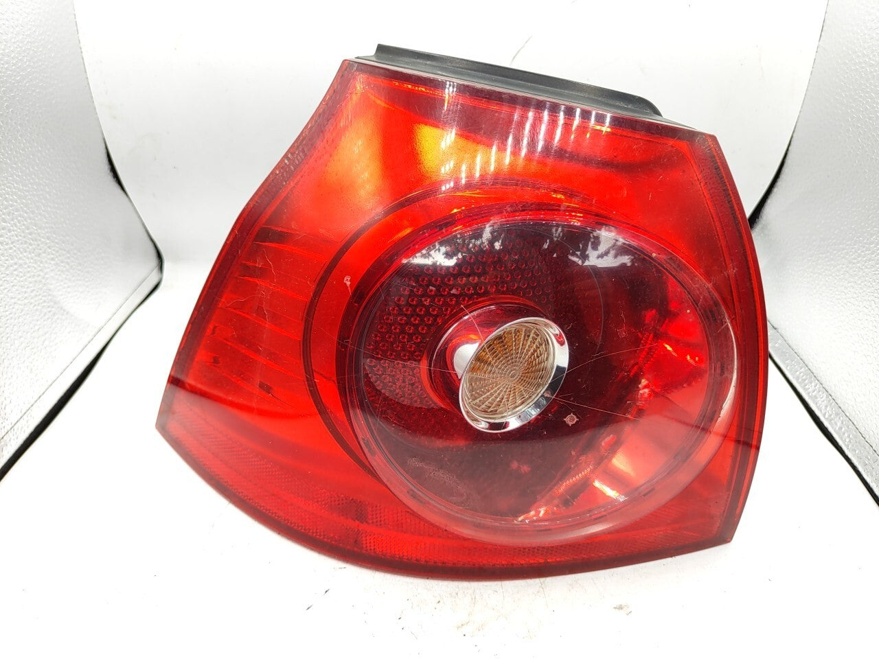 Volkswagen Golf MK5 2005 LHD Rear Left Taillight Light 1K6945095E