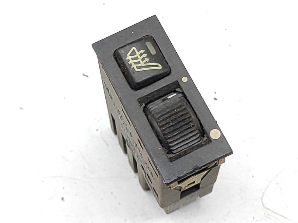 BMW 5 SERIES E39 530D 2000 Heated Seat Switch Button 8352259 61318352259