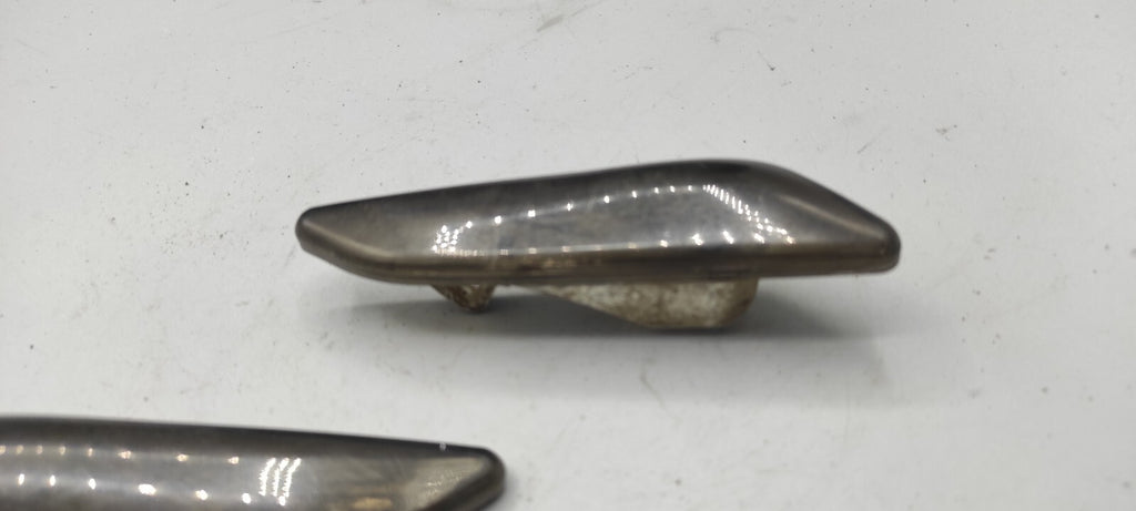 Alfa Romeo 156 2.4JTD 110kW 2002 Front Left Right Fender Indicator Light