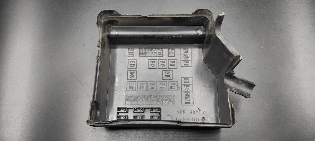 Alfa Romeo 147 1.9JTD 103kW 16V 2003 Diesel Engine Fuse Box Cover Cap