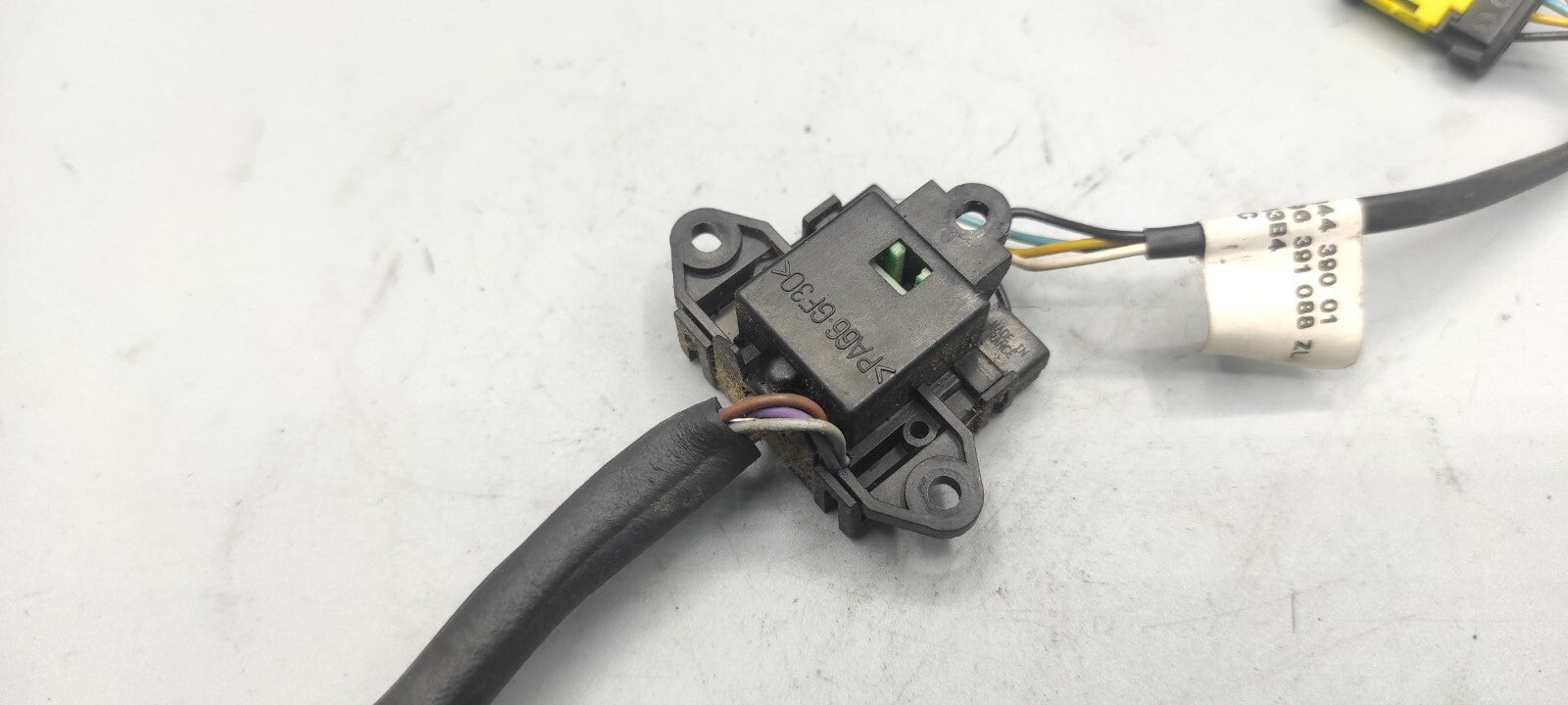 Peugeot 607 3.0 V6 2002 Radio Control Stalk Lever Switch 96391088ZL