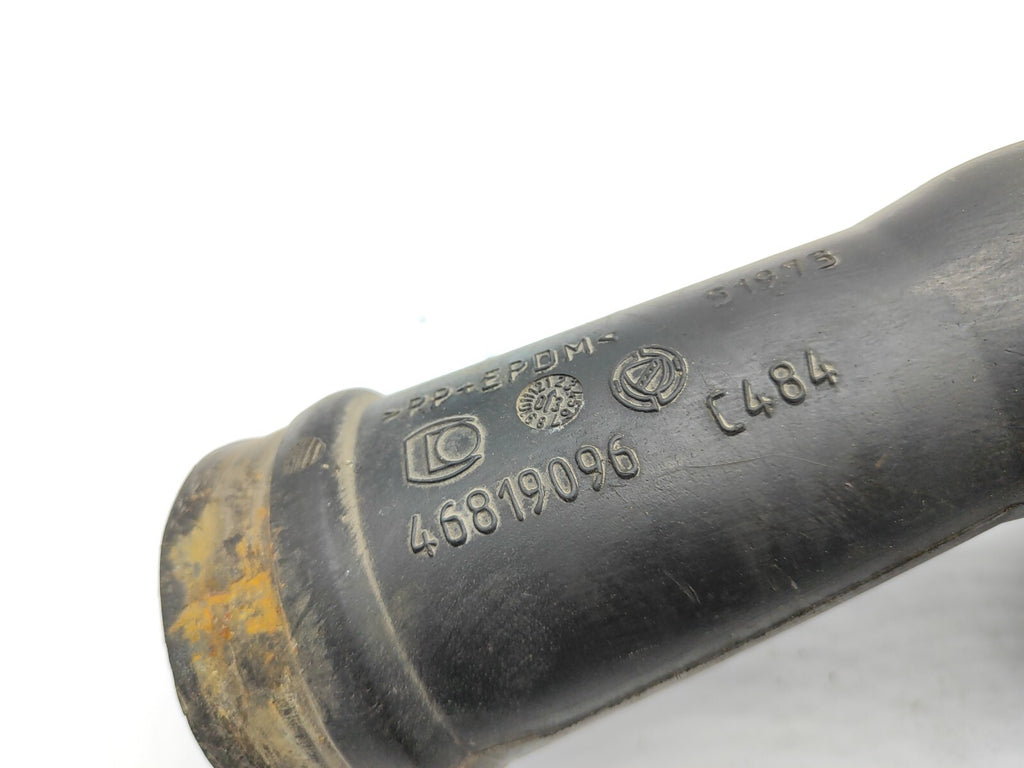 Alfa Romeo GT 1.9JTD 110kW 2005 Diesel Engine Air Intake Pipe Hose 46819096