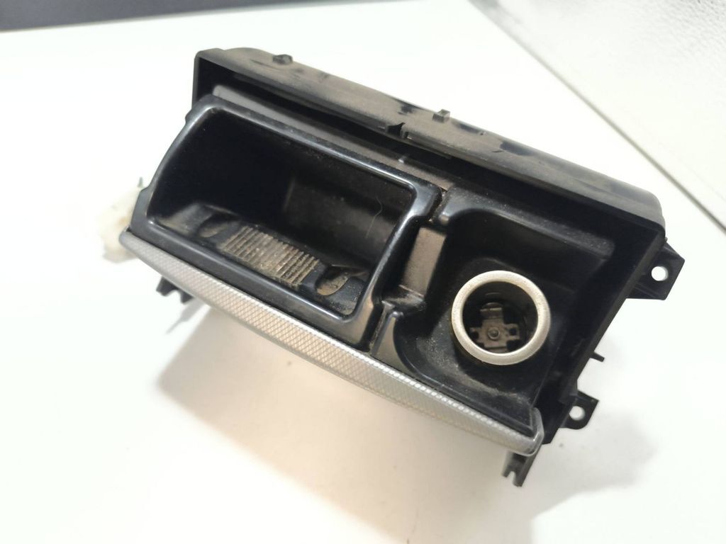 Toyota Avensis T250 2008 Front Dash Panel Ashtray 8528 