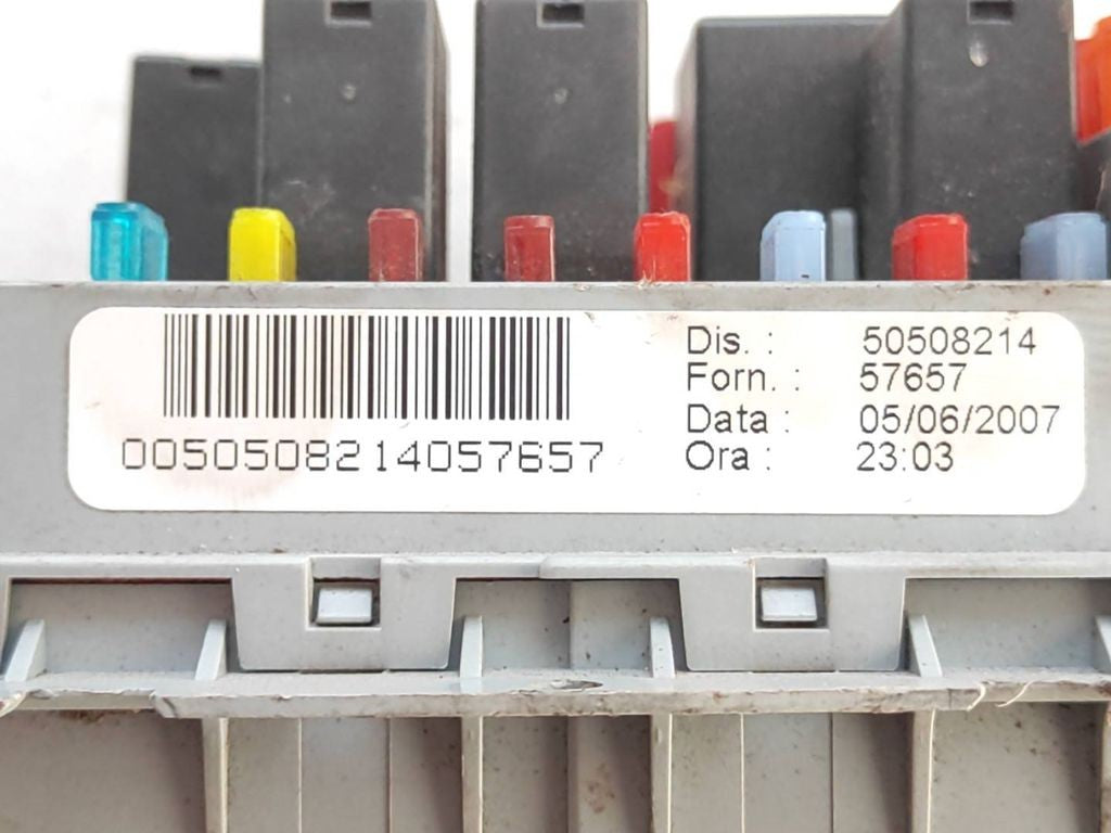 Alfa Romeo 159 SW 2007 Fuse module 50508214 