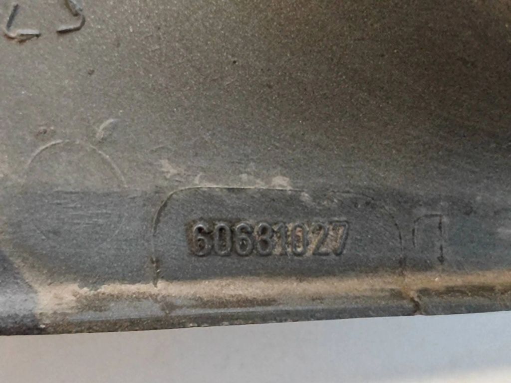 Alfa Romeo 156 Front right bumper lower fog grill 60631027 