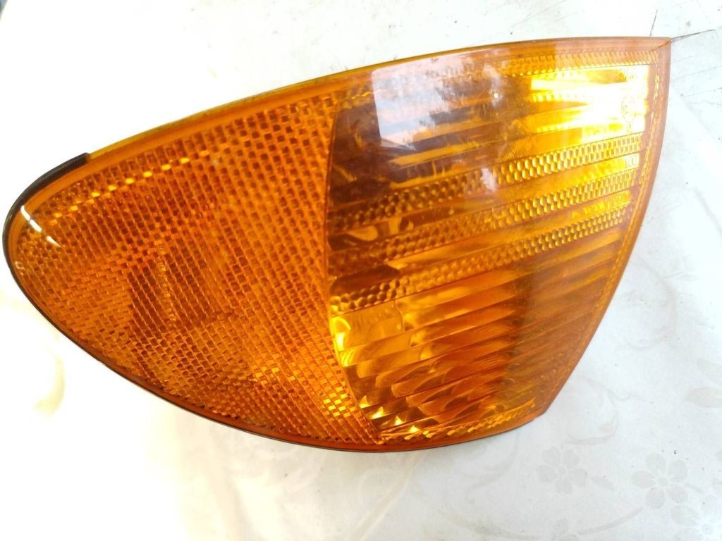 BMW 3 E46 2000 front left turn indicator light 1315106140 