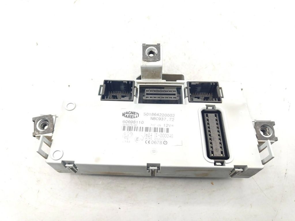 Alfa Romeo 147 1.9JTD 88kW 2007 Comfort convenience body module 60698110 