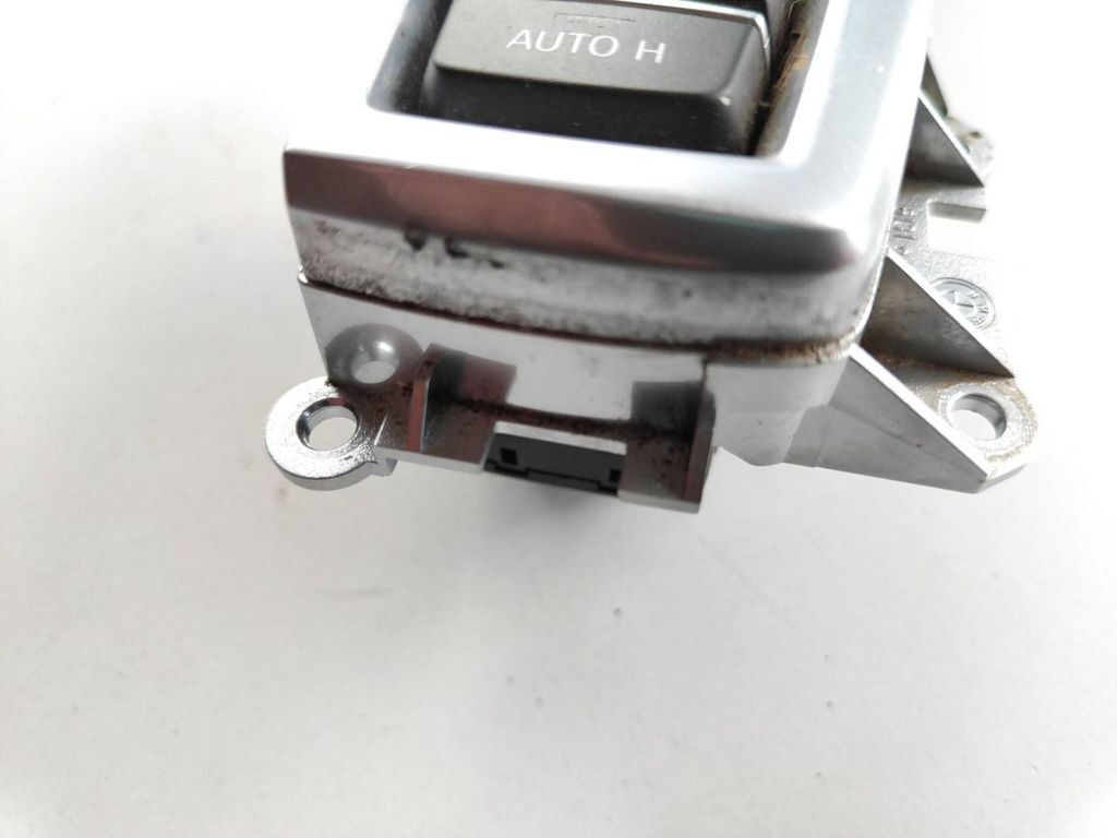 BMW 5 F10 F11 2016 Hand parking brake switch surround trim 9217594 