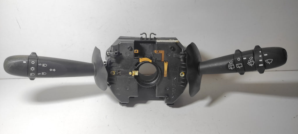 Alfa Romeo 147 1.9JTD 85kW 2002 Front Rear Wiper Indicator Stalk Lever 735365512