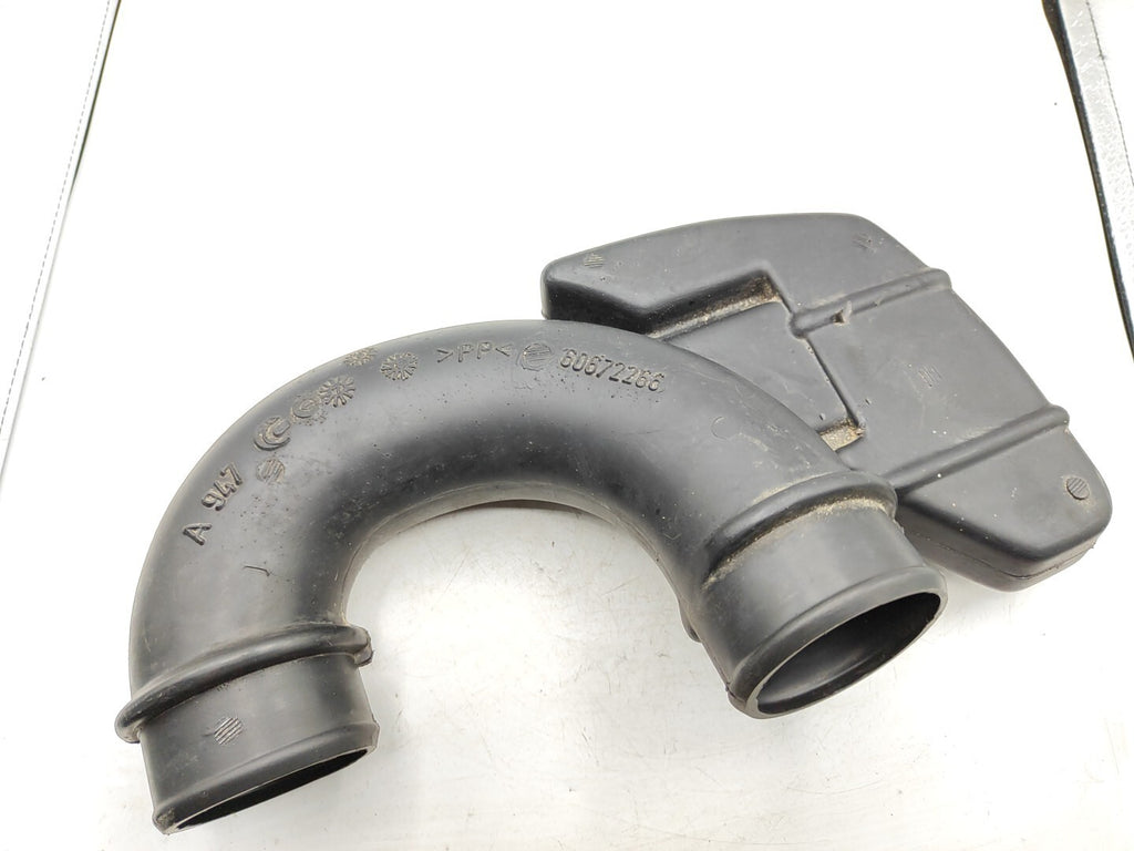 Alfa Romeo 156 1.9JTD 103kW 2002 Engine Air Intake Pipe 60672266 60630540