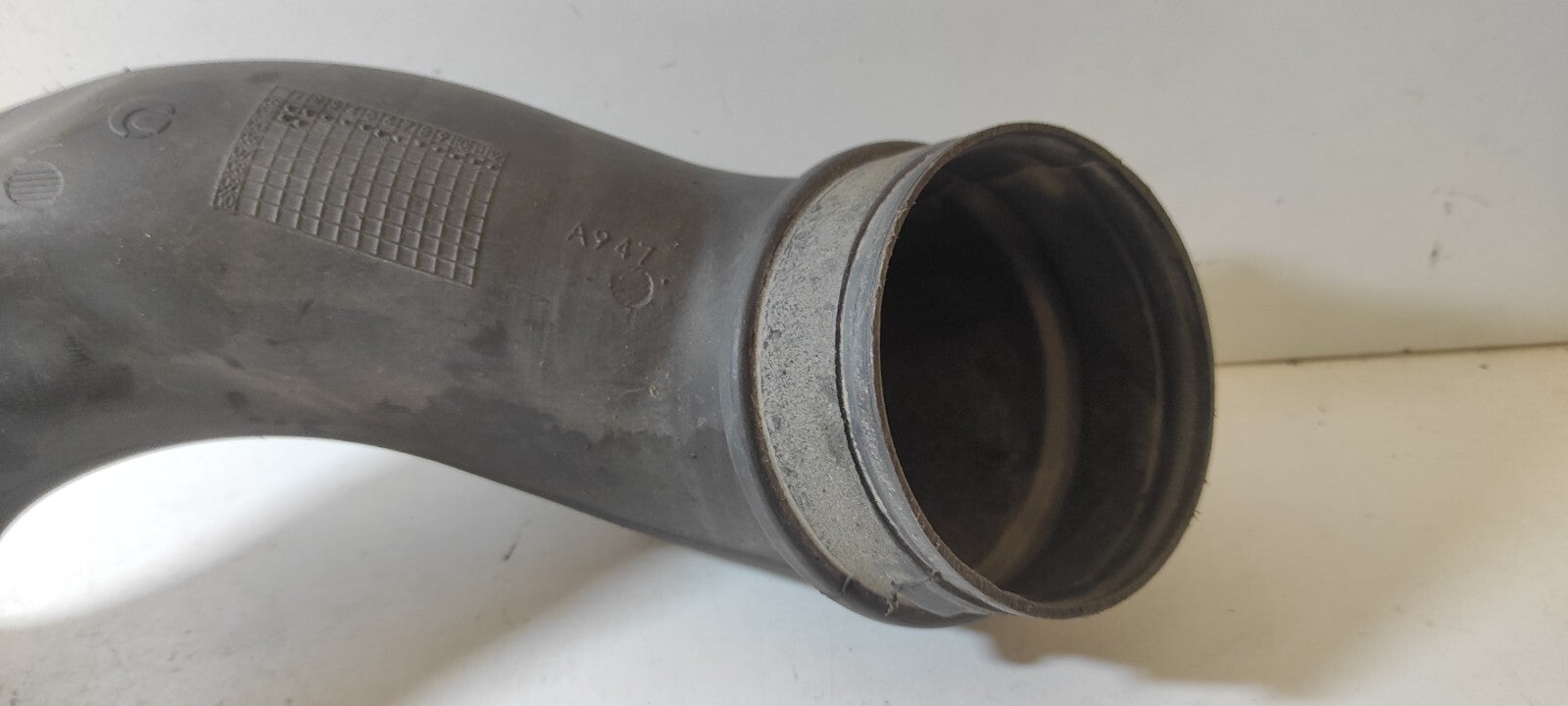 Alfa Romeo 156 1.9JTD 85kW 2004 Diesel Engine Air Intake Pipe Hose 55187325