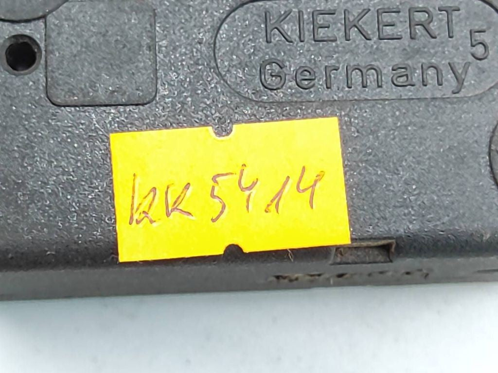 Opel Astra H 2006 Central locking motor 90460062 
