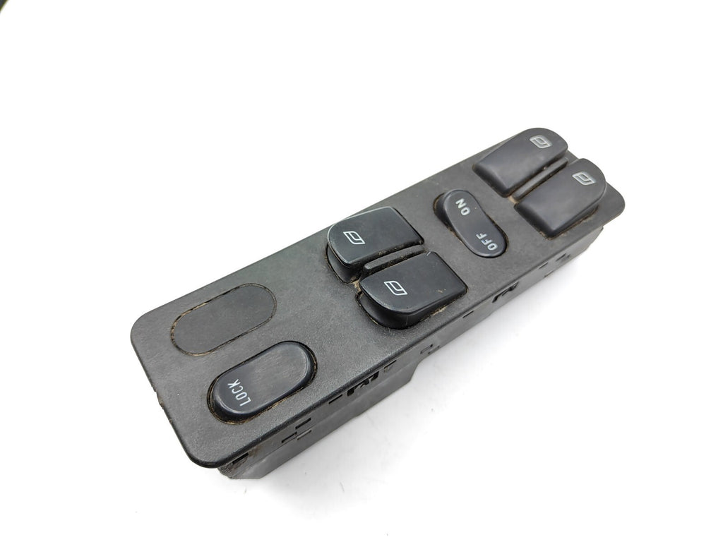 Saab 900 1996 Front Door Window Switch Button 4519120 4519146 4615860 4615852