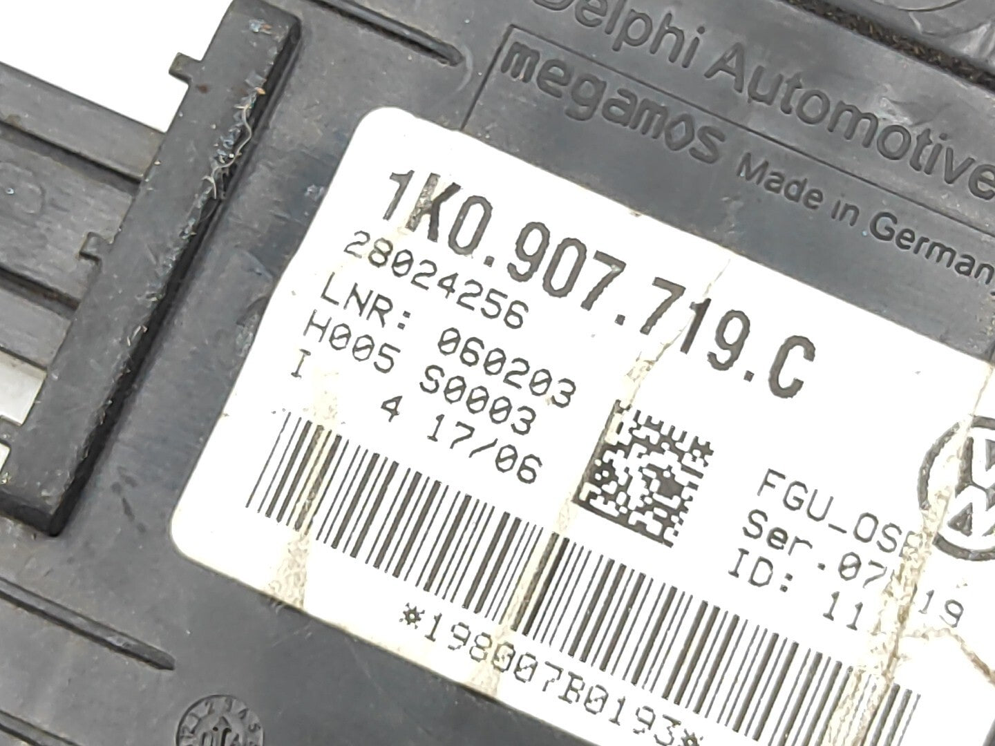 Volkswagen VW Touran 1.9TDI 2005 Anti Theft ECU Control Module 1K0907719C