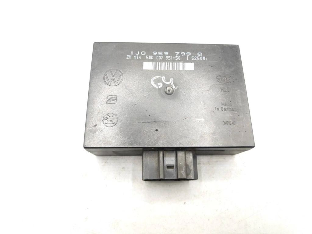 Volkswagen Golf 1.9TDI 2000 Comfort convenience body module 1J0959799Q 