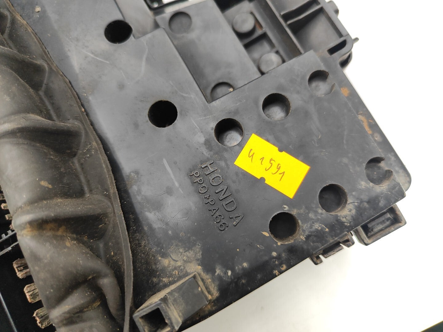 Rover 600 620 618 1995 Fuse Control Relay Box Unit Module YQE102190