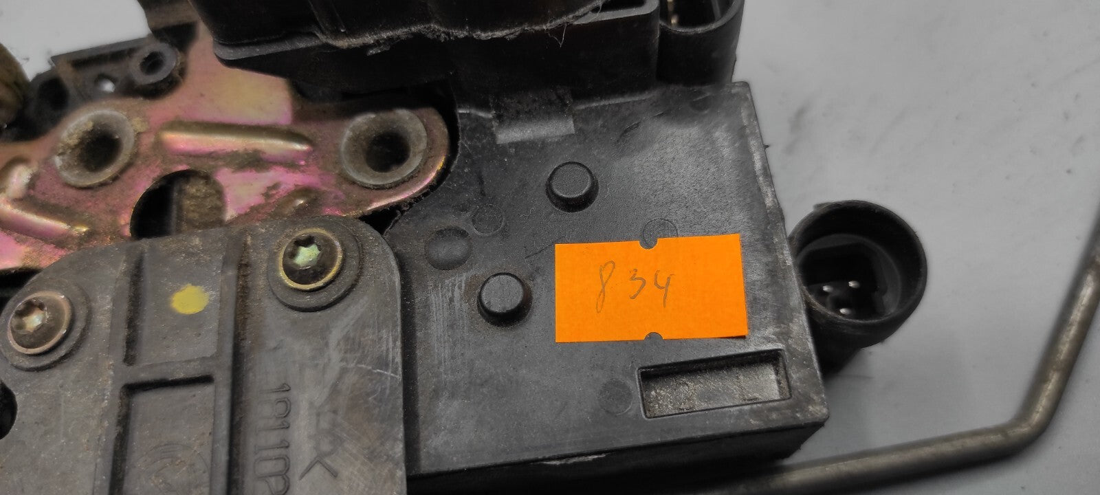 Alfa Romeo 156 SW 2.4JTD 110kW 2002 LHD Front Left Door Lock Latch 18110241