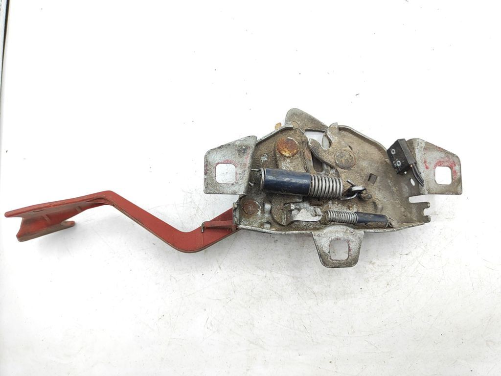 Alfa Romeo 156 2.4JTD 20V Diesel 2004 Front bonnet hood lock catch 