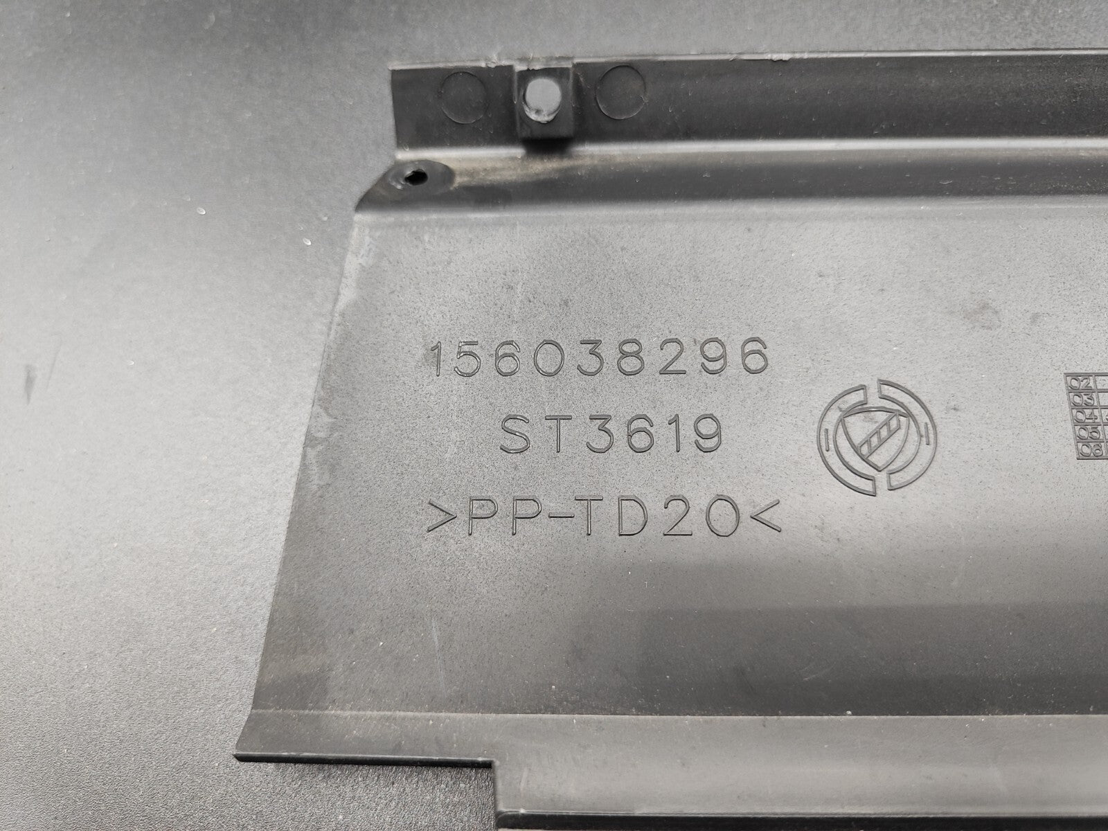 Alfa Romeo GT 1.9JTD 2004 Center Console Trim Plate 156038296