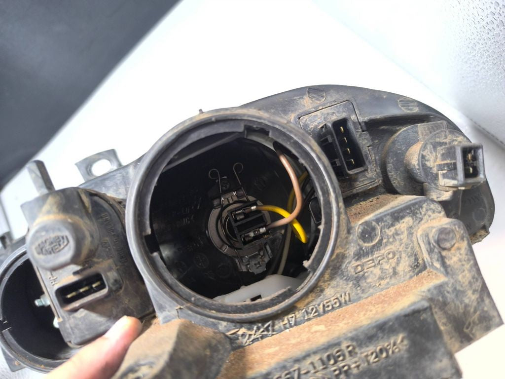 Alfa Romeo 156 2003 Facelift LHD Right headlight headlamp 086671106R 