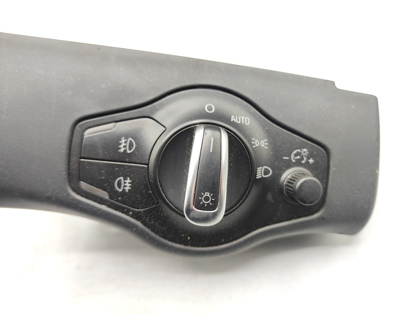 Audi A5 8T 3.0TDI 2008 Front Panel Dash Headlight Switch 8K0941531Al