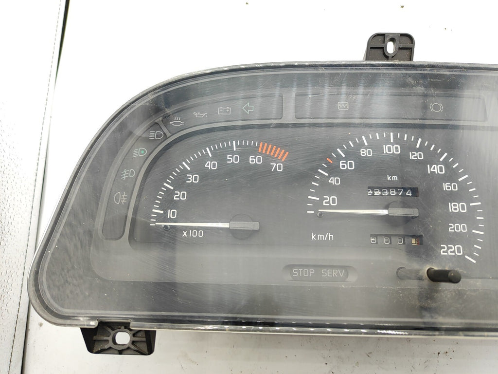 Renault Laguna MK1 1999 LHD Petrol Speedometer Cluster 7700844747
