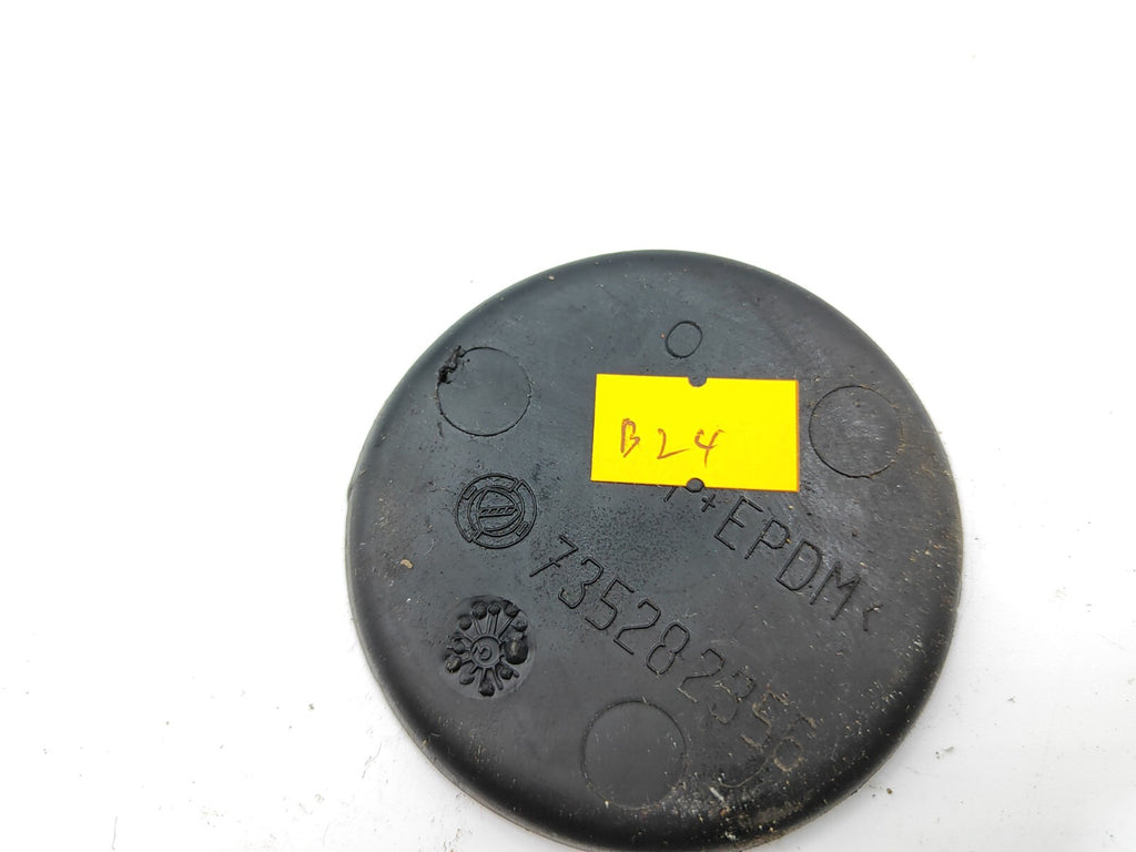 Alfa Romeo 147 110kW 16V 2004 Center Console Rubber Pad Mat 735282356