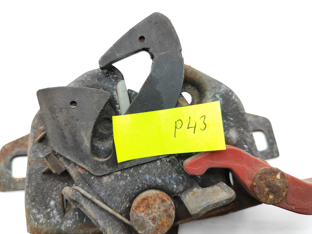 Alfa Romeo 147 1.9 JTD 85kW 2003 Front Bonnet Hood Lock Latch Mechanism