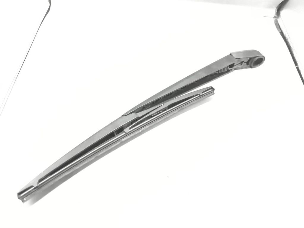 Mazda 3 BM III Hatchback 2014 Rear Windshield Rear wiper blade arm 