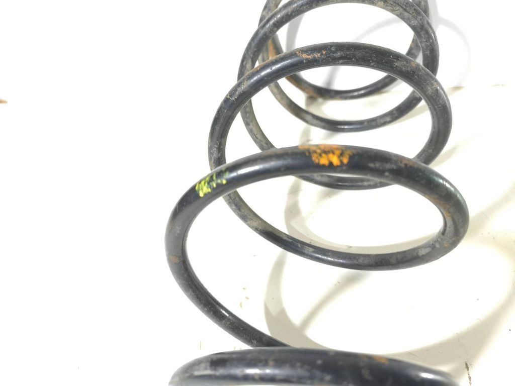 Alfa Romeo 155 1.8TS 103kW 16V 1994 front coil spring 