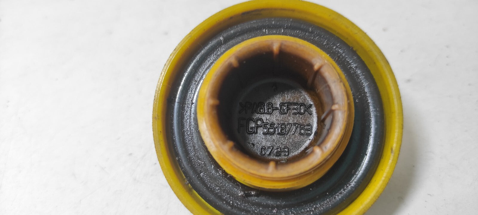 Alfa Romeo GT 1.9JTDm 110kW 2007 Diesel Engine Oil Filler Cap Top Neck 55187763