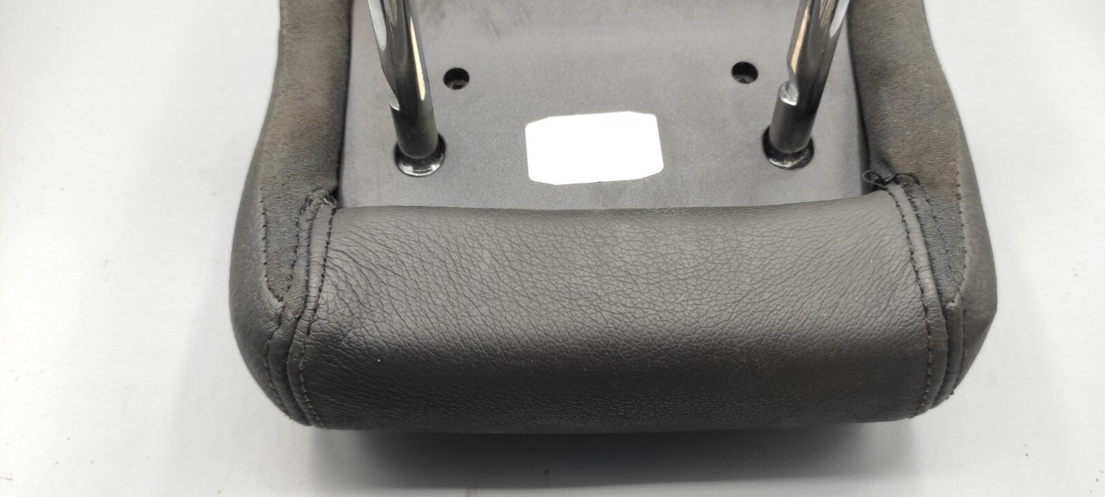 Alfa Romeo GT 1.9JTD 110kW Diesel 2006 Rear Interior Seat Headrest Black Leather