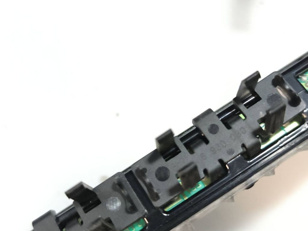 BMW 5 E60 E61 2008 Rear Third brake center stop light 6930030 