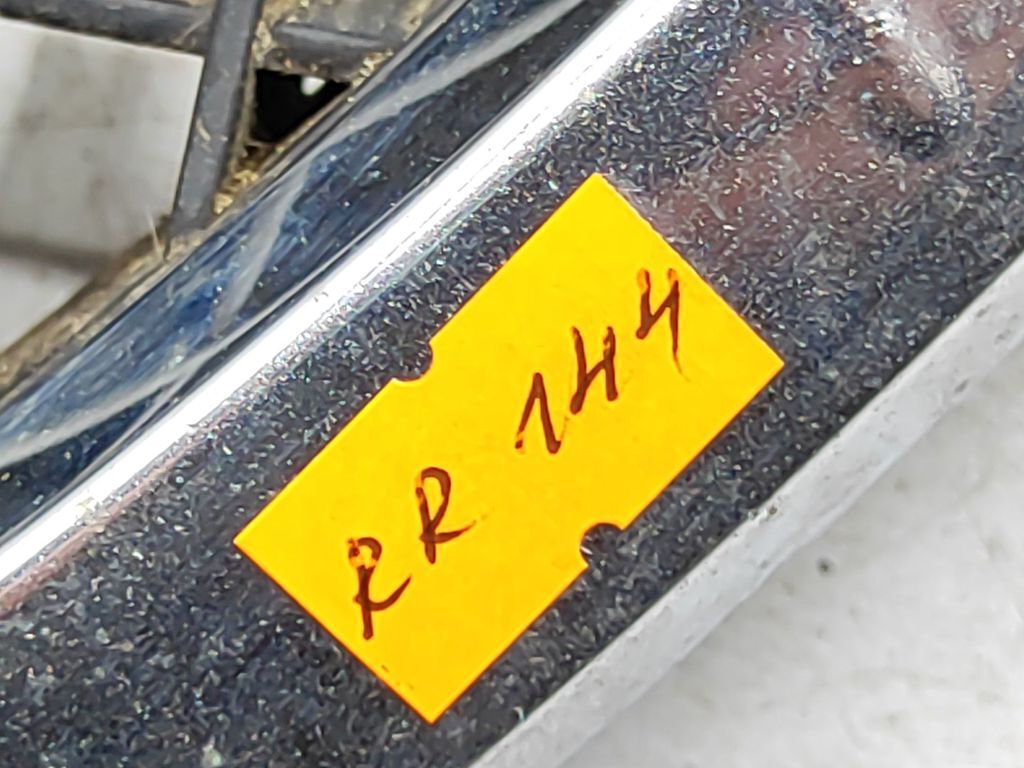 Alfa Romeo 156 2000 Front bumper center upper radiator grill 156017393 