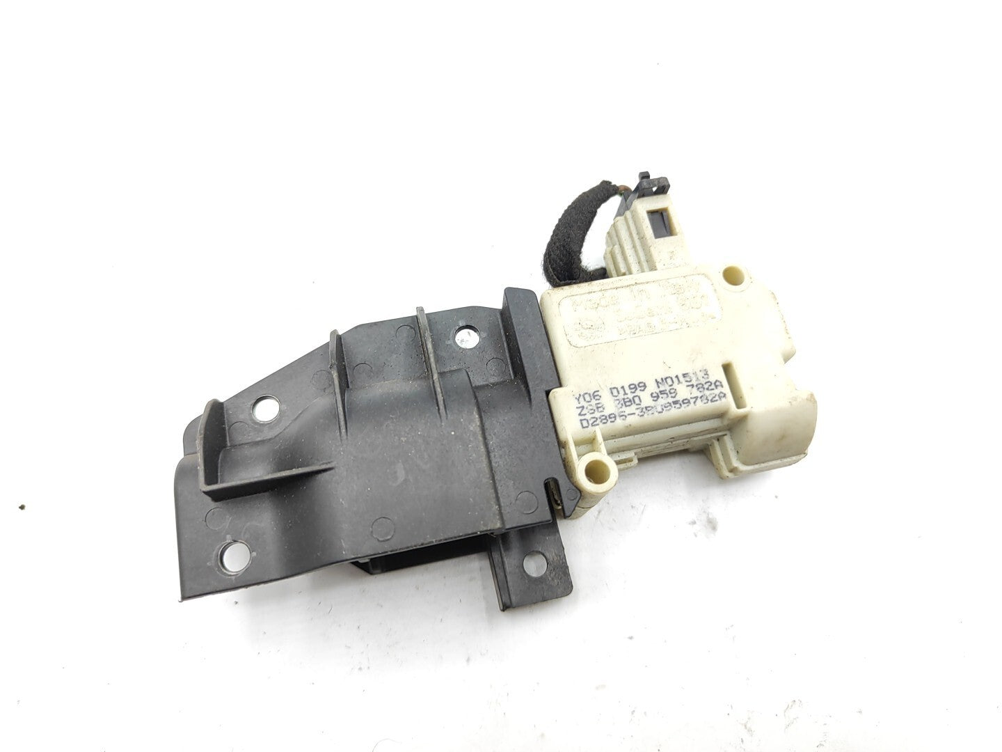 Audi Q7 4L 3.0TDI Diesel Fuel Tank Cap Cover Flap Motor Actuator 3B0959782A