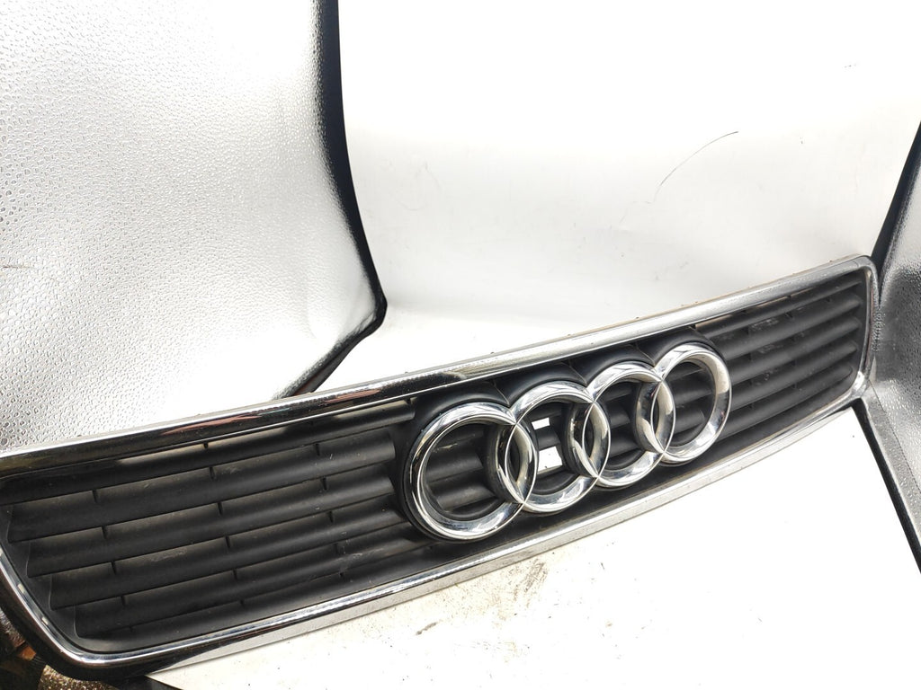 Audi A4 B5 1.8T Petrol Avant 1998 Front Upper Bumper Grill 8D0853651J