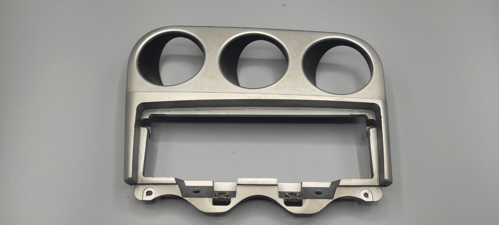 Alfa Romeo 156 2.4JTD 110kW 2002 LHD Fuel/ Temp Gauge Surround Trim 225617