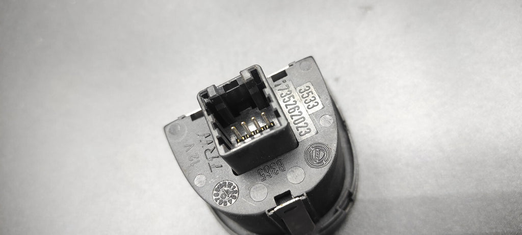 Alfa Romeo 147 1.9JTD 2002 Mode / Headlight Height Switch 735262023