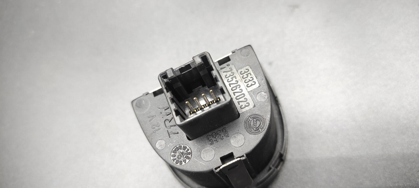 Alfa Romeo 147 1.9JTD 2002 Mode / Headlight Height Switch 735262023