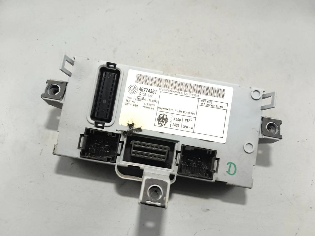 Fiat Punto 188 Petrol 2000 Comfort convenience body module 46774361 