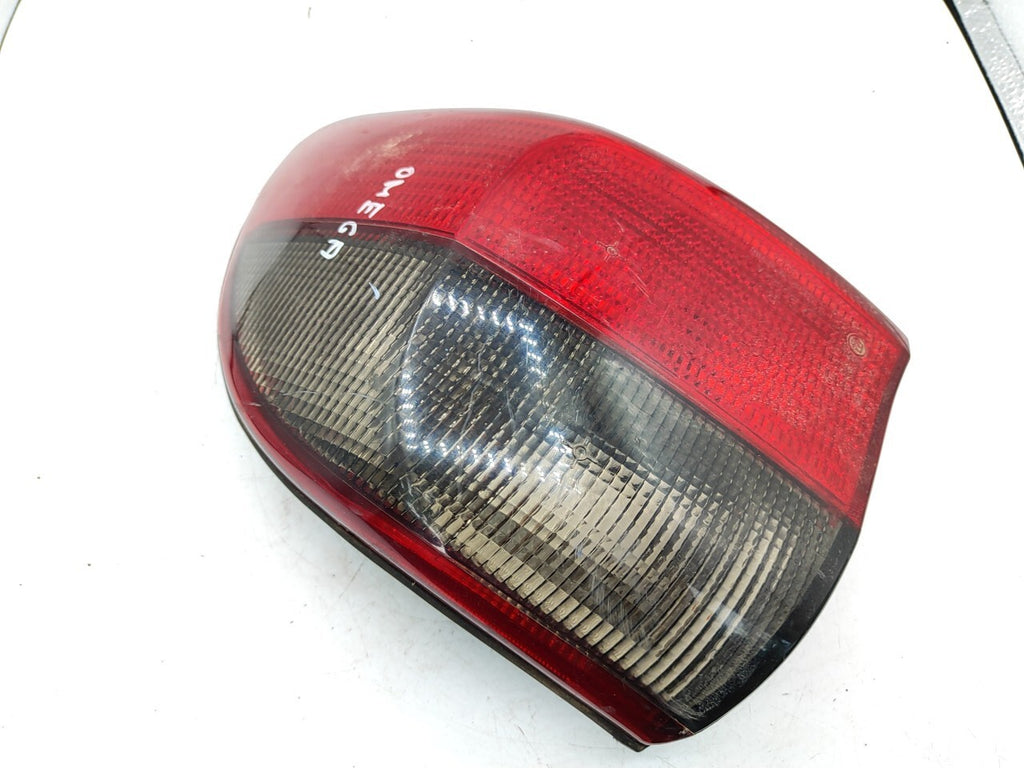 Opel Omega B Sedan 1994 LHD Rear Right Taillight Light 452862