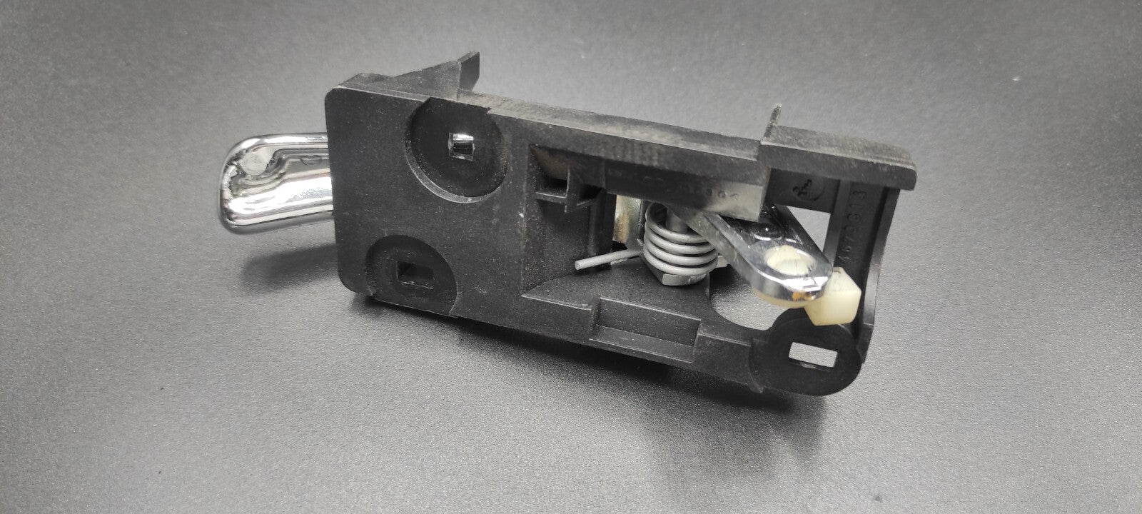 Alfa Romeo GT 1.9JTD 110kW 2006 Front Right Door Opening Inner Handle 46736145