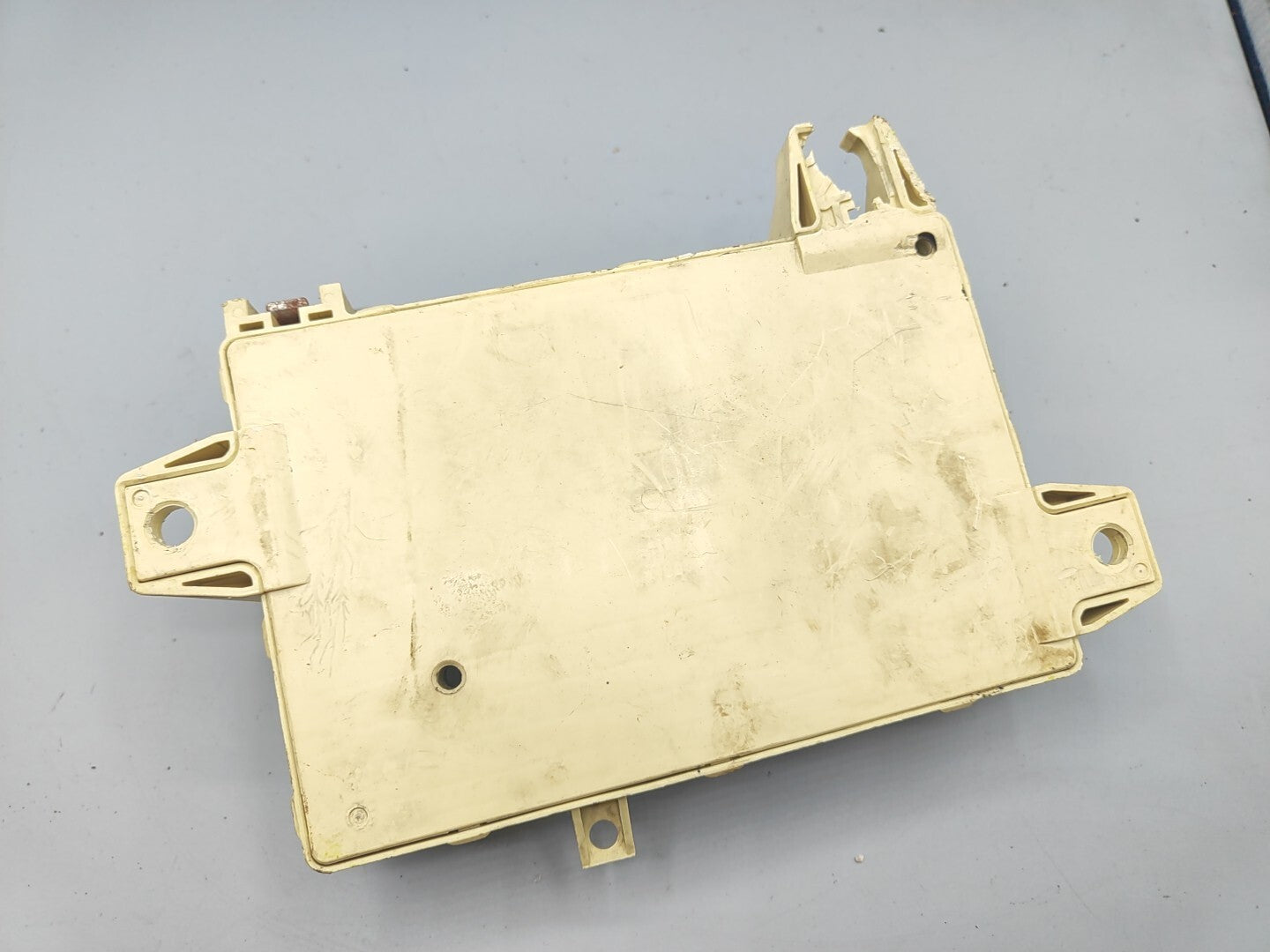 Jaguar S Type 3.0i 2000 Fuse Box Control Module ECU Unit XR8T14A067BA